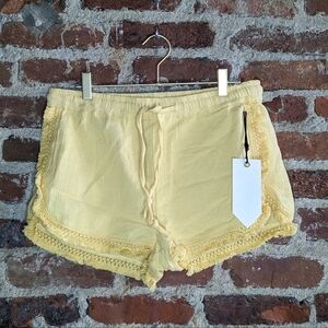 NWT‎ ban-jaja Large Pale-ish Yellow Woven Shorts